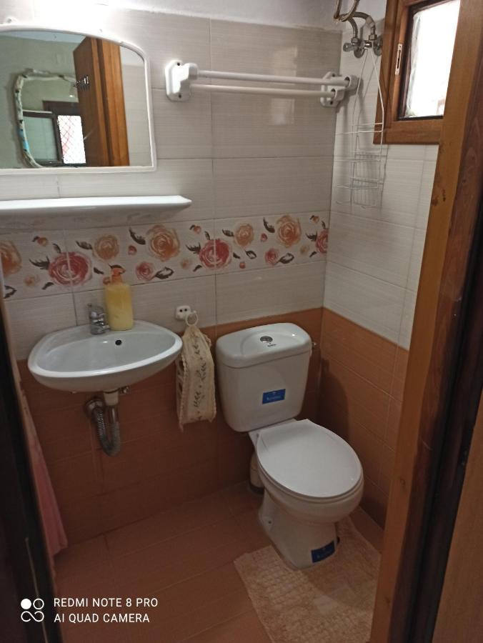 New Style In The Neighborhood Apartment Ермополи Екстериор снимка